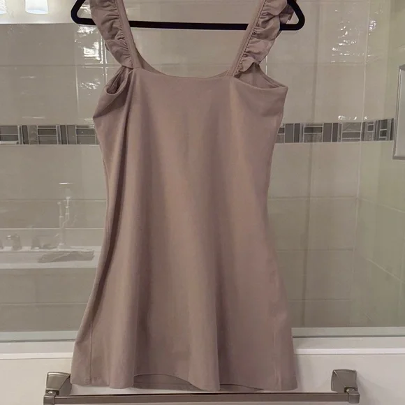 Yogalicious Lux Brand Sleeveless Taupe Dress with Built in Shorts Size Medium - Picture 6 of 6